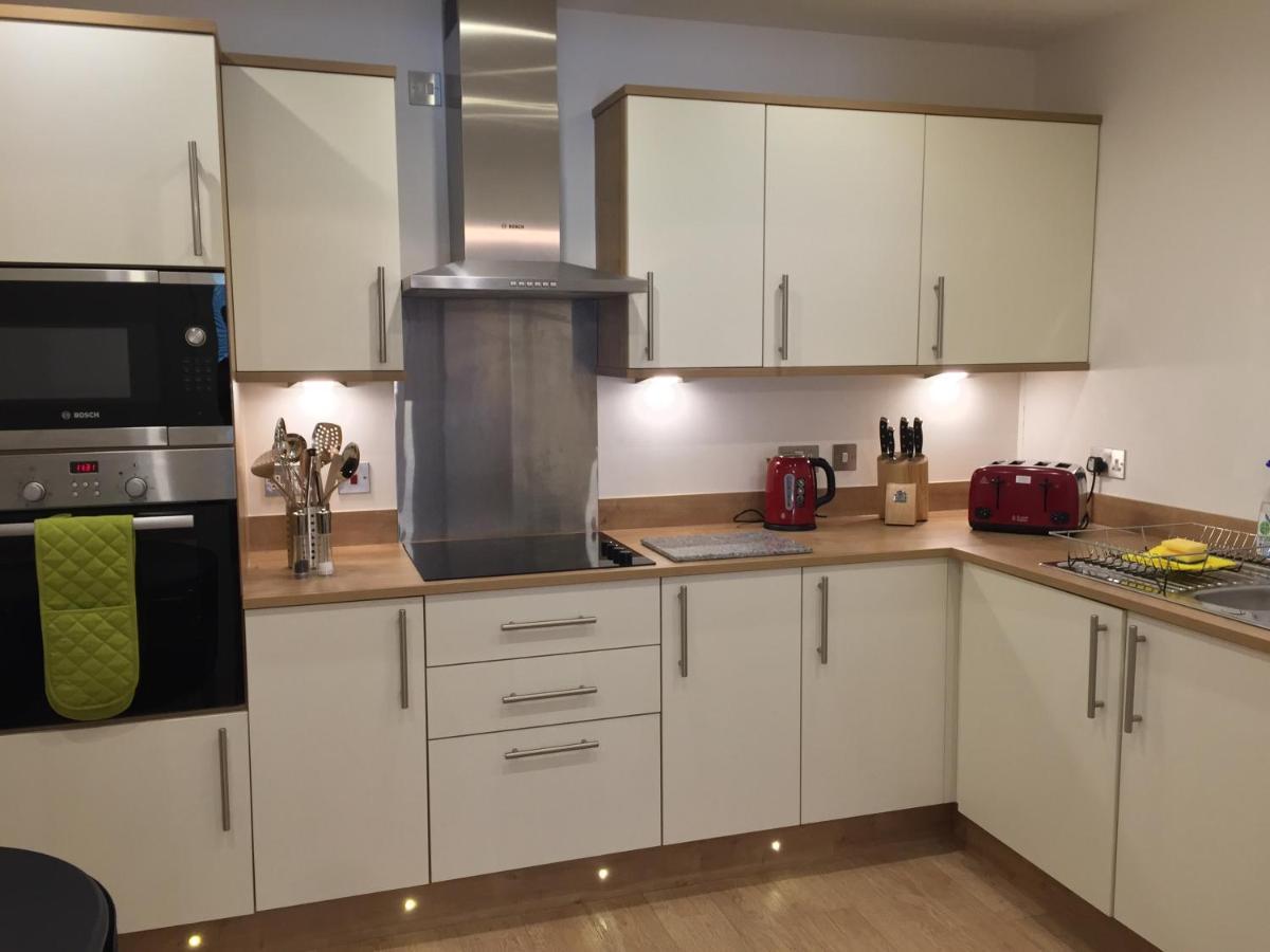 Inverness City Suites المظهر الخارجي الصورة