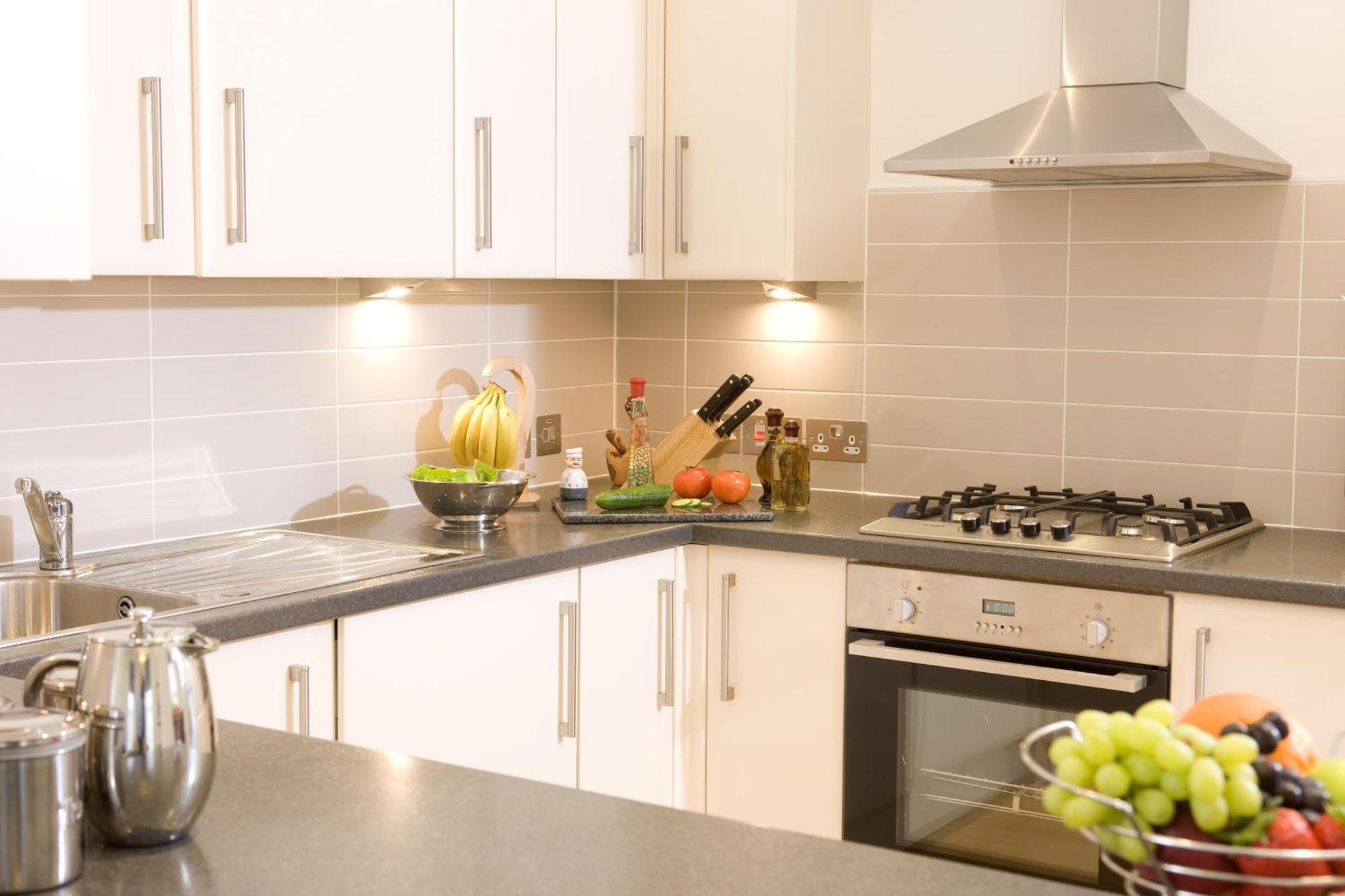Inverness City Suites المظهر الخارجي الصورة
